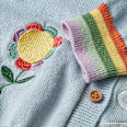 Strickjacke mit Regenbogen- & Bienen-Motiv, blau, Gr. 98 ALANA