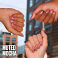 Nagellack Super Stay Ink Bonder 932 Muted Mocha MAYBELLINE NEW YORK