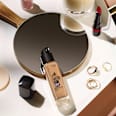Foundation Lasting Perfection Soft Ivory 58, LSF 20 MANHATTAN Cosmetics
