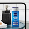 Shampoo Strong Power  NIVEA MEN