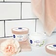 Body Soufflé Kirschblüte & Jojobaöl NIVEA