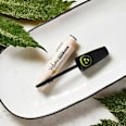 Mascara Fresh Cucumber Volume Extra Black Santé naturally.