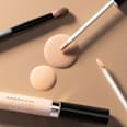 Long-wear tekući vodootporni korektor – 10 soft apricot ARTDECO