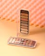 Lidschatten Palette The Nude Edition 10 Pretty In Nude essence
