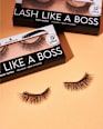 Künstliche Wimpern Like A Boss 03 Unique (1 Paar) essence