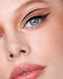 Calligraph Pro Matt Eyeliner vodootporni ajlajner za oči – 010 Intense Black CATRICE