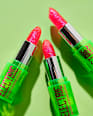 Lippenstift Electric Glow Colour Changing essence