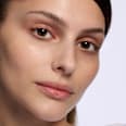 Stylingový gél na mihalnice Curl Freeze - 010 Milky Black Tint CATRICE