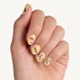 Nagelsticker Set Happiness Looks Good On You essence