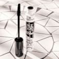 Mascara Emily in Paris by essence 01 Get It, Girl! essence