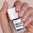 Iron Power učvršćivač za nokte – 010 Go Hard Or Go Home CATRICE