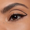 eyeliner pen extra dugotrajni ajlajner - 010 Blackest Black essence