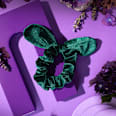 Scrunchie Velvet In The Bloom'light 01 Love At First Bloom essence