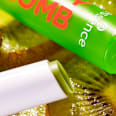 JUICY BOMB balzám na rty 04 Kiwi To My Heart essence