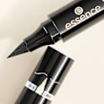 Eyeliner Quick Wing! Stamp 01 Black essence