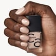 ICONails gel lak za nokte - 174 Dresscode Casual Beige CATRICE