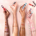 Lesk na pery Max It Up Lip Booster Extreme - 070 It's A Pearl Thing CATRICE