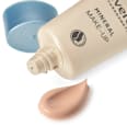 Mineral Make-Up tekući puder – 07 Golden Honey alverde NATURKOSMETIK