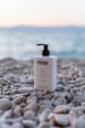 Flüssigseife Dreaming of Santorini mit Olivenmilch, Zitronenverbene & Pinie ORINIQ