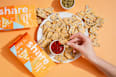 Linsenchips, gesalzen mit schwarzem Reis share