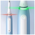 Elektrická zubná kefka iO Series 3, dvojbalenie Matt Black & Ice Blue   Oral-B