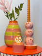 Stabkerzenhalter aus Polyresin "Smiley", pink (9x9x16,5 cm) Dekorieren & Einrichten