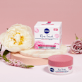 Rose Touch gel-cremă hidratantă NIVEA
