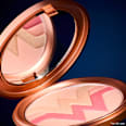 Highlighter Wonder Woman Multiglow Magic CATRICE