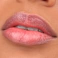Lippenstift Electric Glow Colour Changing essence