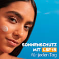 Feuchtigkeitscreme soft im Tiegel LSF 15 NIVEA
