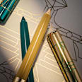Eyeliner Festive Treasures Metallic C01 Mistlegreen CATRICE