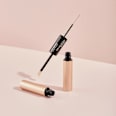 Izdelek za nego trepalnic in oči Double Eye Care z balzamom za nego trepalnic in anti-age serumom za nanos okoli oči Derma-Luxe Cosmetics