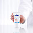 Denný pleťový krém Invisible Hyaluronic Acid SPF 50 Mixa