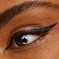 pero na oční linky 24h Brush Liner Waterproof  CATRICE