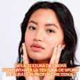Gel de curățare cu vitamina C și acid salicilic L'ORÉAL PARiS REVITALIFT