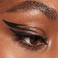 Wodoodporny Eyeliner Liquid Ink 01 essence