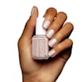Nagellack Topless & 121  Barefoot essie