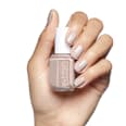 Nagellack Topless & 121  Barefoot essie