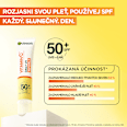 fluid denní rozjasňující Vitamín C, SPF50+ GARNIER SKIN NATURALS