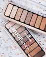 the NUDE edition eyeshadow palette 10 essence