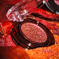 Cień do powiek Space Glam Chrome Eyeshadow 050 Cosmic Coral CATRICE