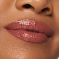 Lippenstift Satin Glow Luminous Shine 01 Whole Latte Love essence