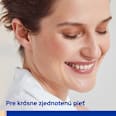 Ošetrujúci make-up 3v1 v hubke Expert Finish Cellular - 03 Dark NIVEA