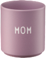 Lieblingsbecher aus Porzellan "MOM", lavendel (300 ml) DESIGN LETTERS