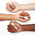 lak na nehty 1011 save a cowboy essie