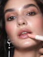 Lippenstift Shimmer Plumper Sugar Crystal SHEGLAM
