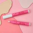 Pisak do korekty manicure The Nail Polish Corrector Pen essence
