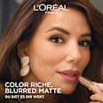Lippenstift Color Riche Blurred Matte 580 Brun Elegance L'ORÉAL PARiS