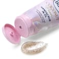 Exfoliant de mâini uleios Coconut Pearl Balea
