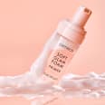 Primer Soft Glam Foam 010 Beyond The Cloud CATRICE